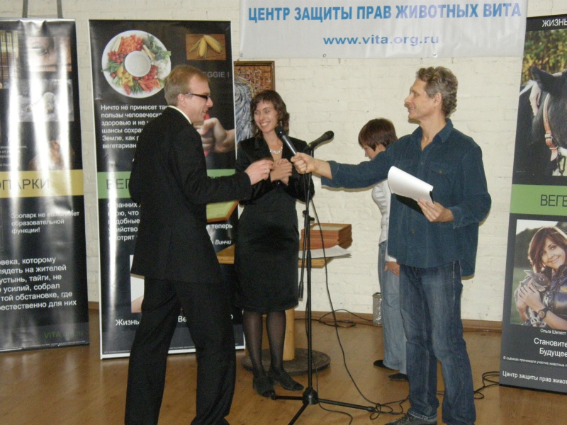 10  -     